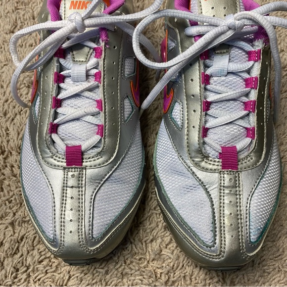 Nike Impax Sneakers, size 7 - Picture 5 of 14